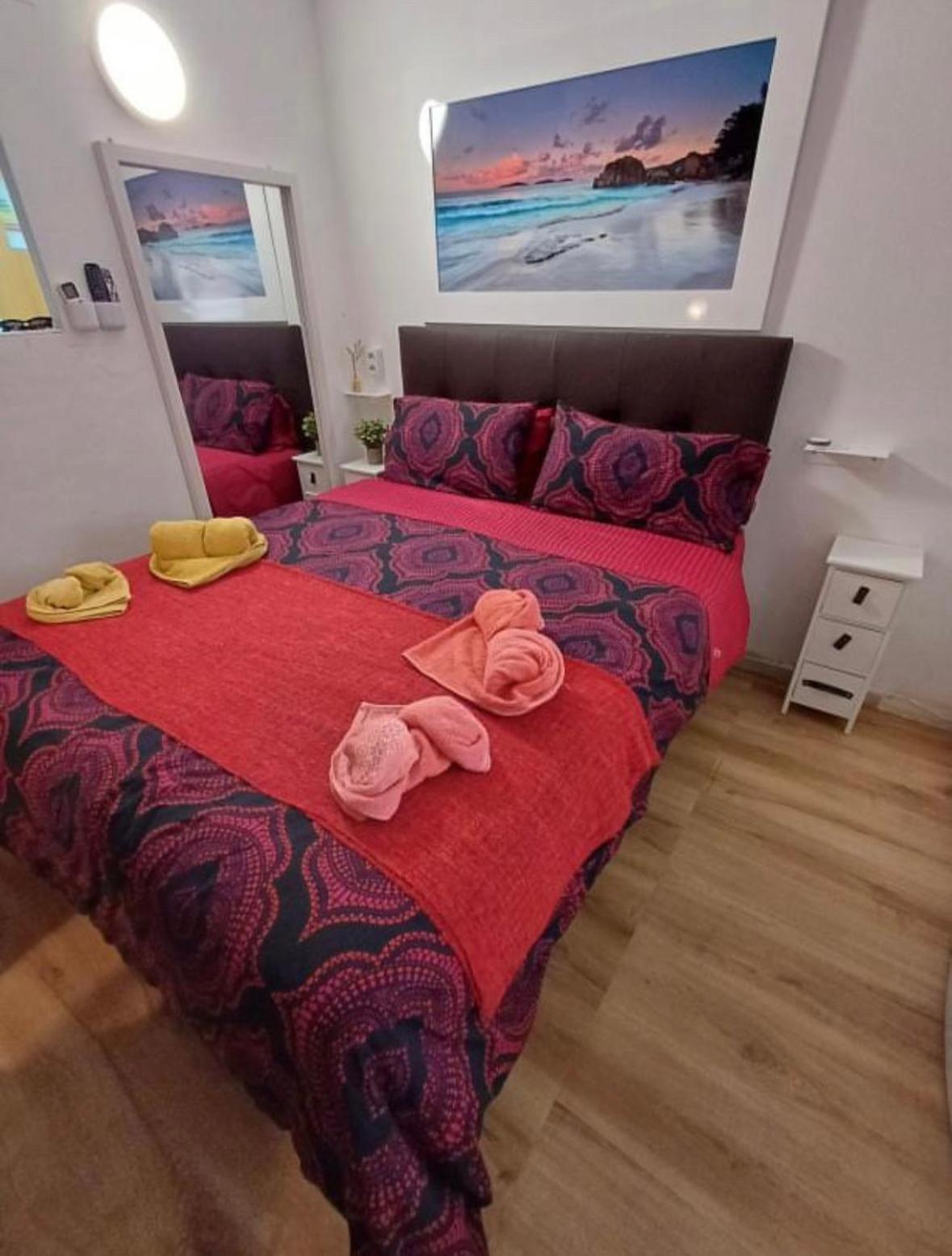Alicante Postiguet Studios Экстерьер фото